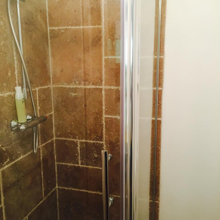 Quiet Lower Floor 2 Bed City Apartment With Private Patio Garden Bath Exterior photo